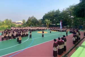 Apel Hari Pramuka ke-65 di SMP IT BBS Berlangsung Khidmat
